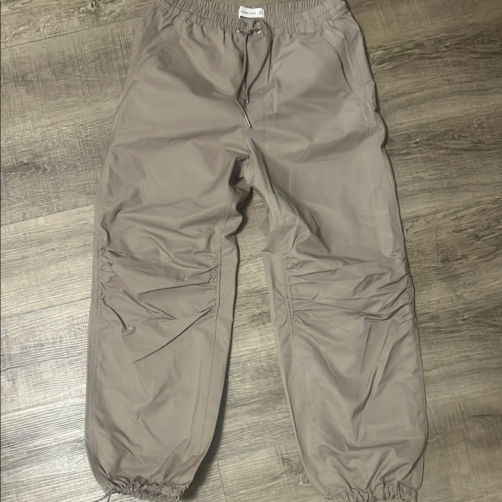 Abercrombie & Fitch Gray/Tan Fit Joggers